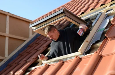 Pose de fenêtres de toit Velux à Vaychis